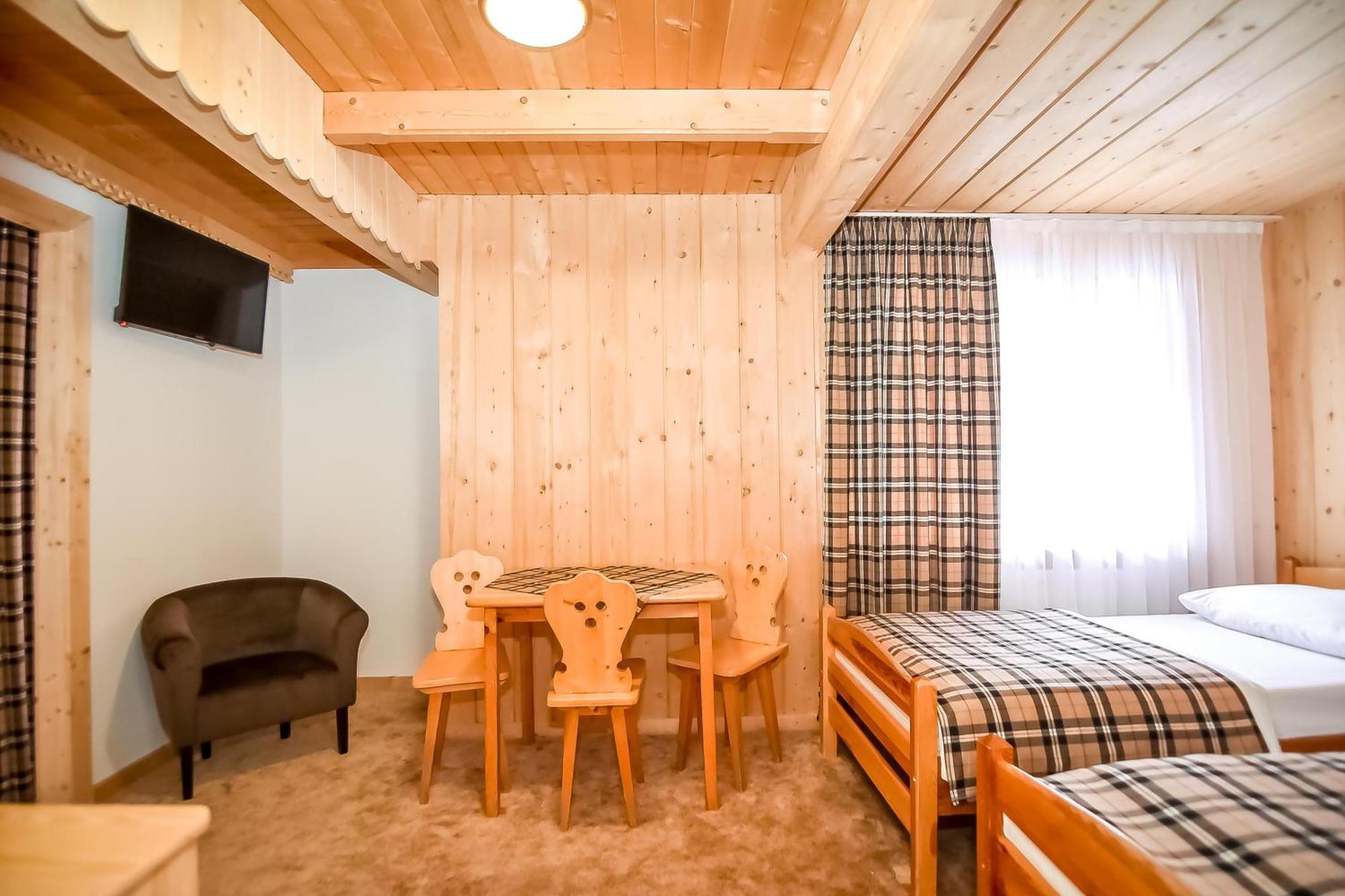 Willa Pod Orlem Jacuzzi Sauna Kościelisko Kültér fotó